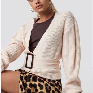 NA-KD Belted Neutral Cream Sweater
